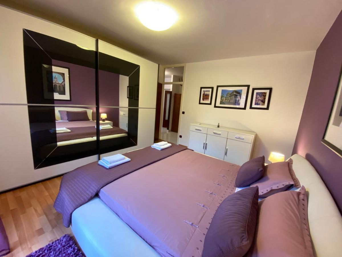 Pantos Apartment Пореч Екстериор снимка