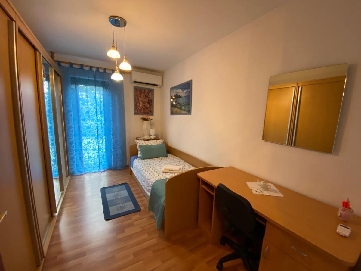 Pantos Apartment Пореч Екстериор снимка