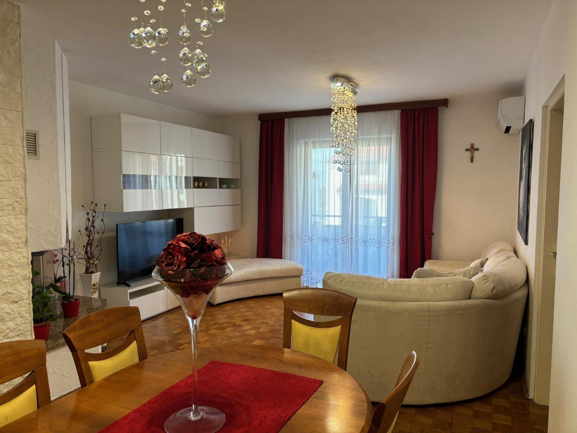 Pantos Apartment Пореч Екстериор снимка