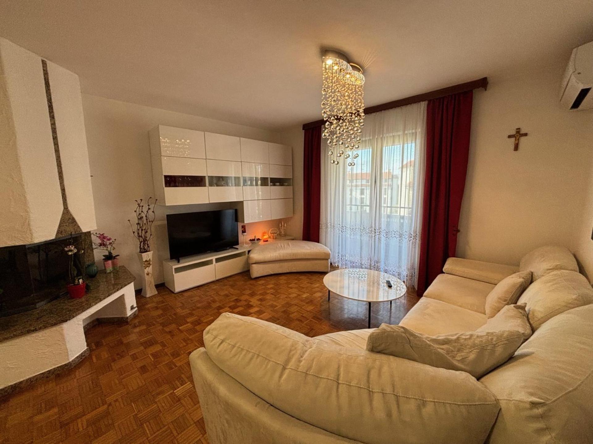 Pantos Apartment Пореч Екстериор снимка