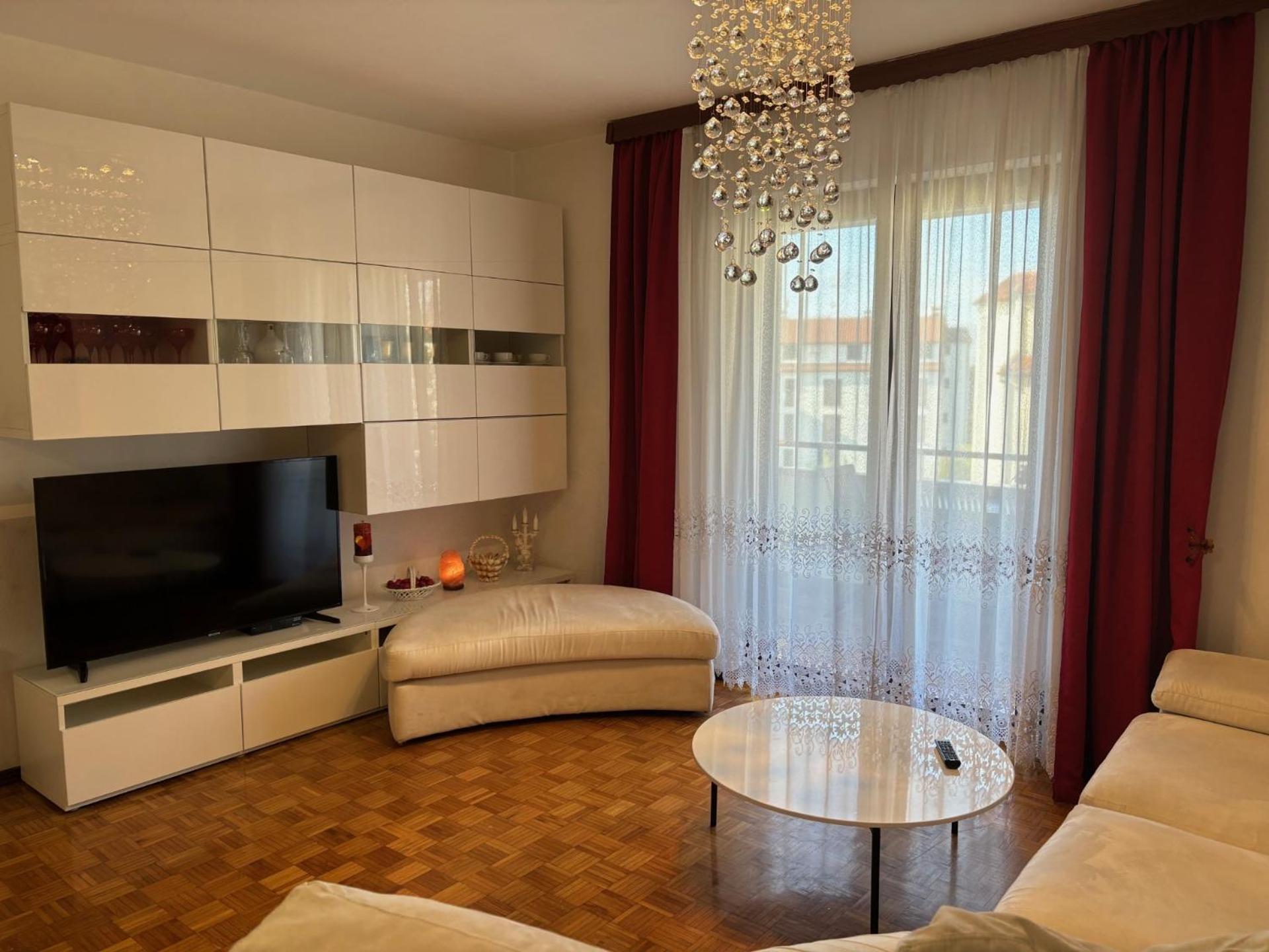 Pantos Apartment Пореч Екстериор снимка